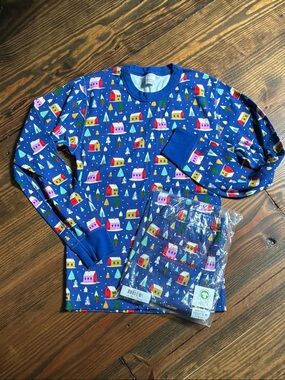 Hanna Andersson adult Bright Blue Holiday Village Pajama Set